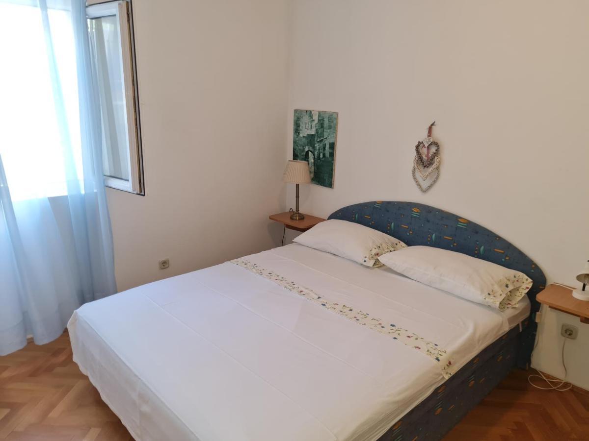 Apartment Silva, 50M From Beach Makarska Exteriör bild