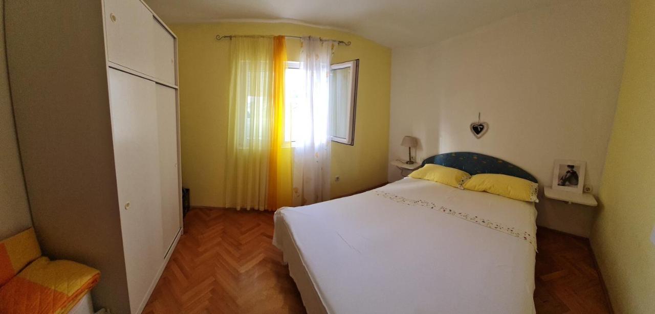 Apartment Silva, 50M From Beach Makarska Exteriör bild